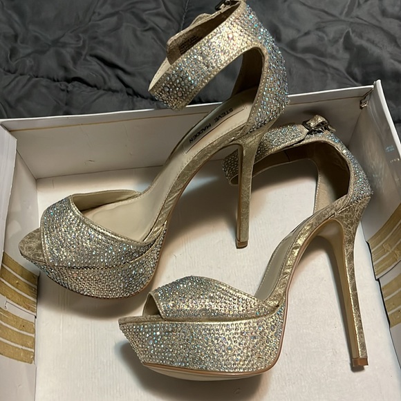 Super Sexy Steve Madden Carriie rhinestone heel worn once - Picture 2 of 4